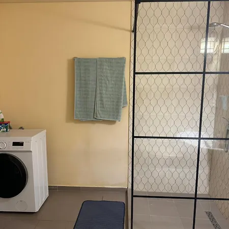 Sunny Nest Holiday home *