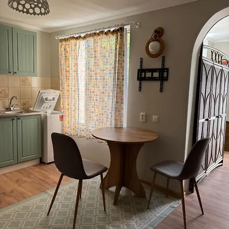 Sunny Nest בית נופש *