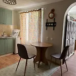 Sunny Nest Holiday home *